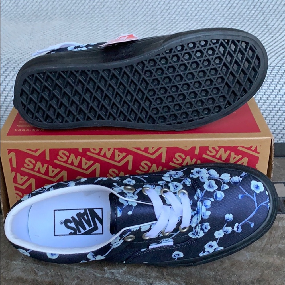 VANS ERA FLORALS BLUE/BLACK men’s - Picture 4 of 16